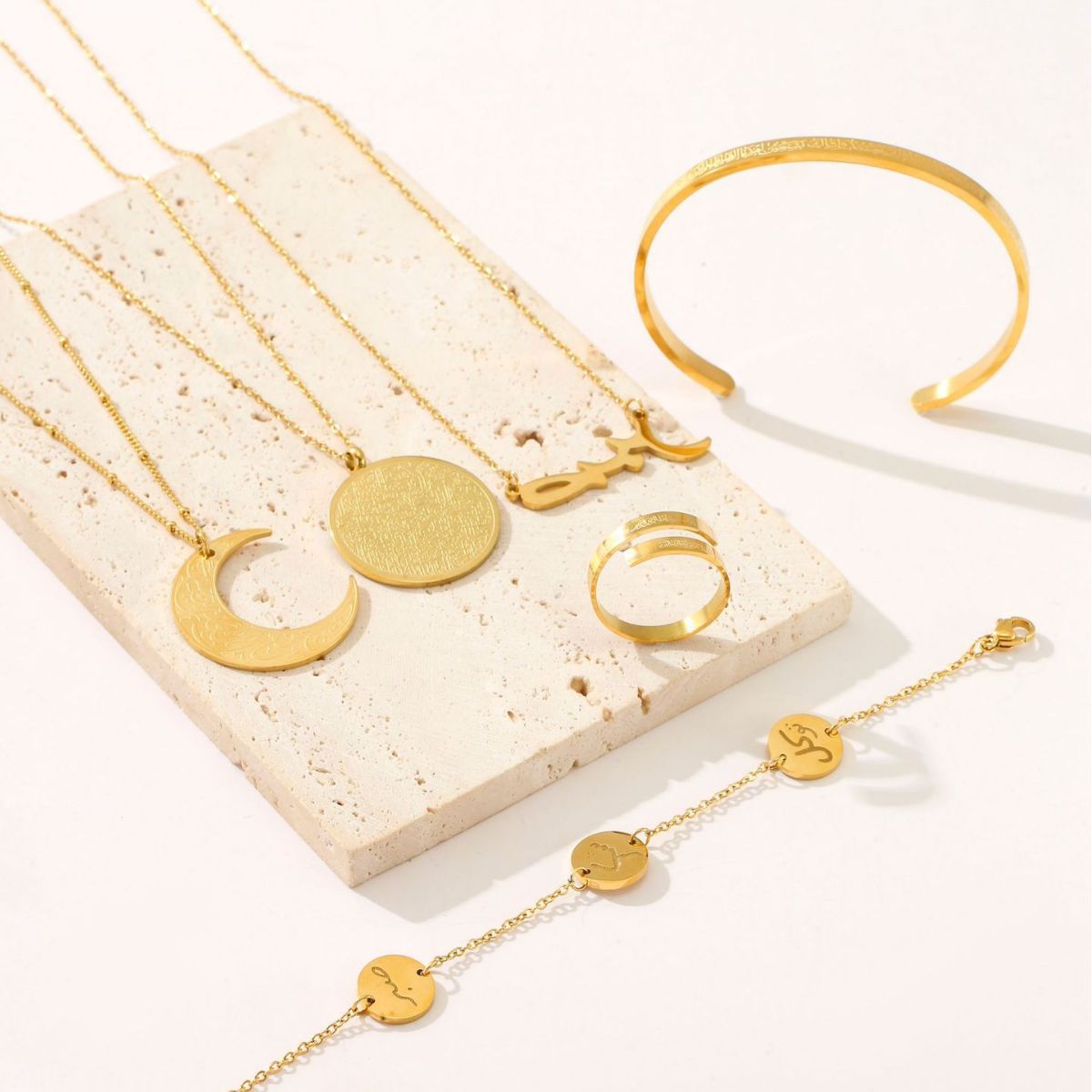Gold Jewellery Set