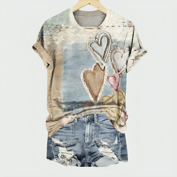 Amora Heart Print Vintage Tee