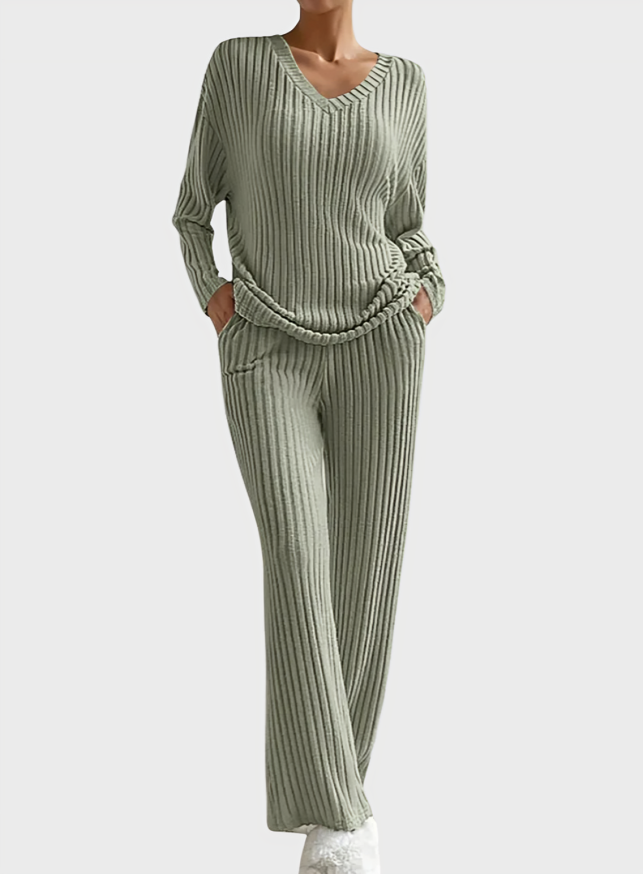 Romy Ribbed Comfort Set