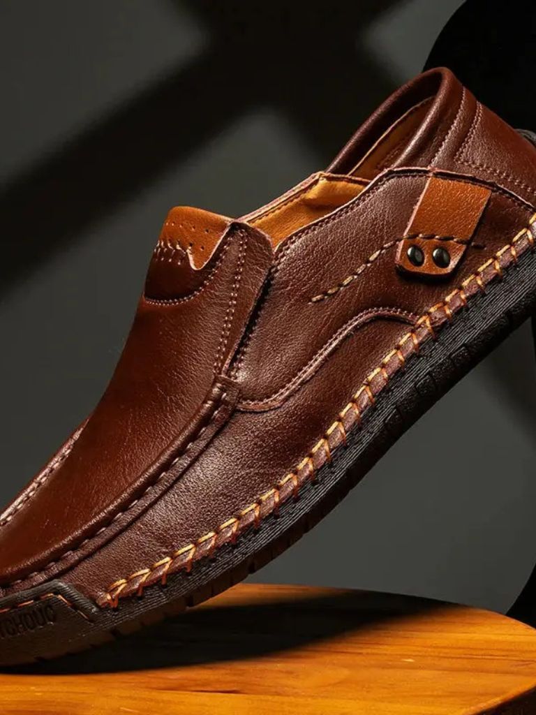 Comfortable Leather Moccasins Shoes for Men