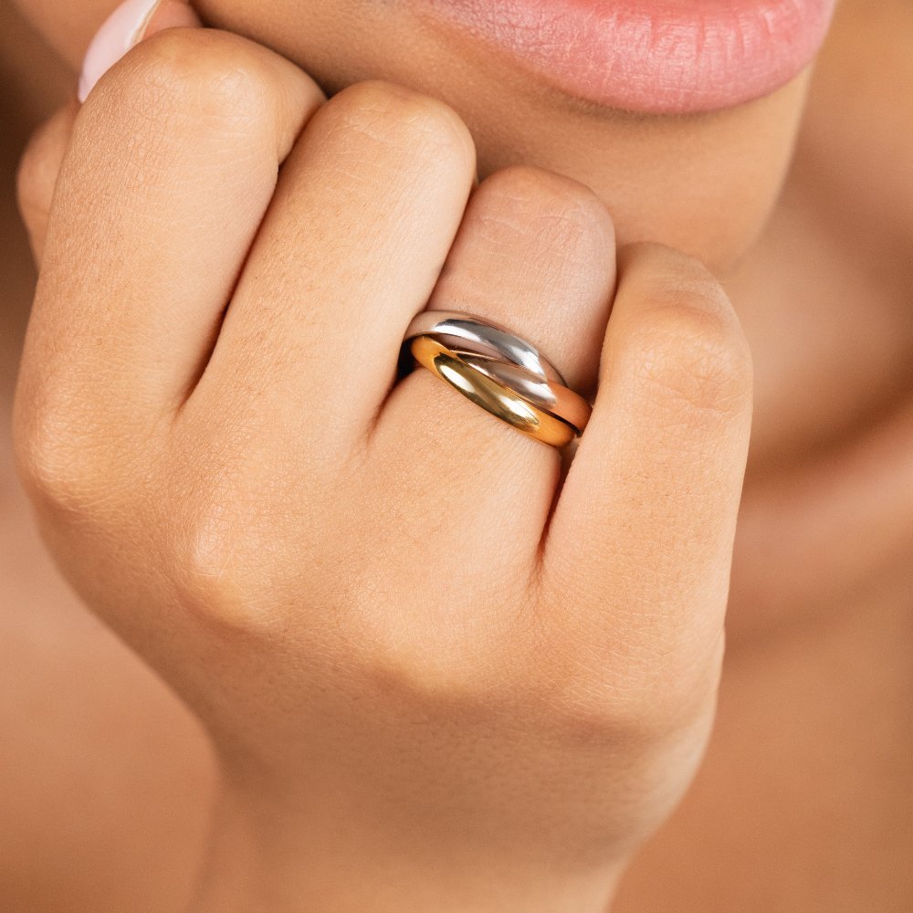 Tricolour Loop Ring