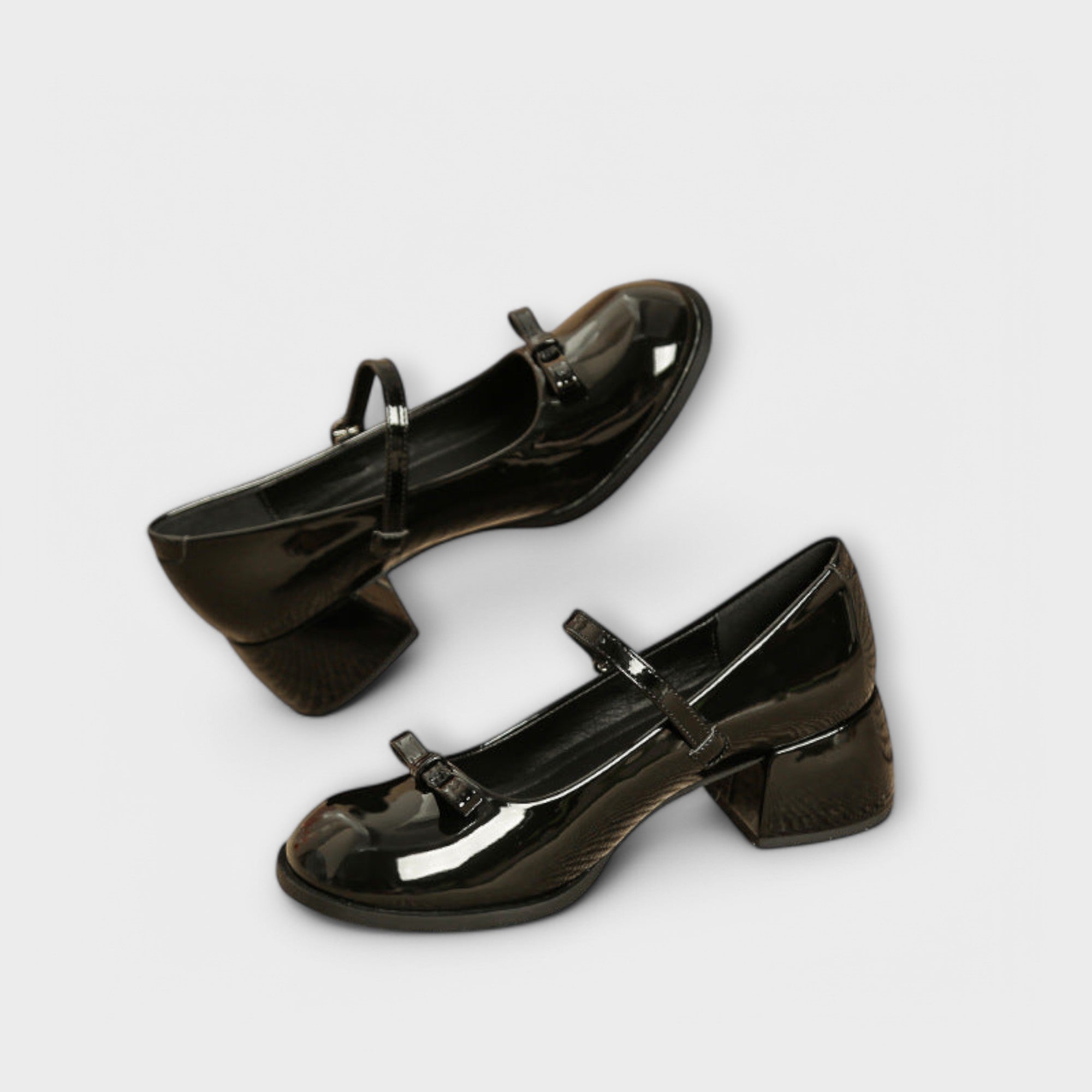 Mary Jane Hakken Shoes