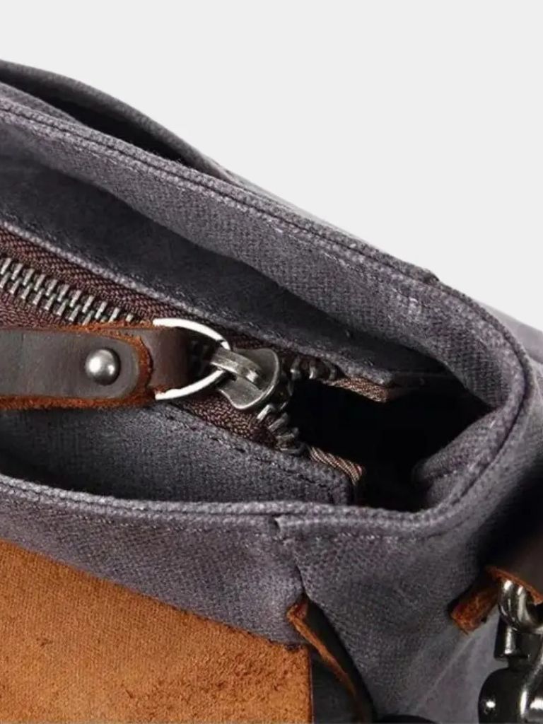 Windsor Messenger Shoulder Bag for Men
