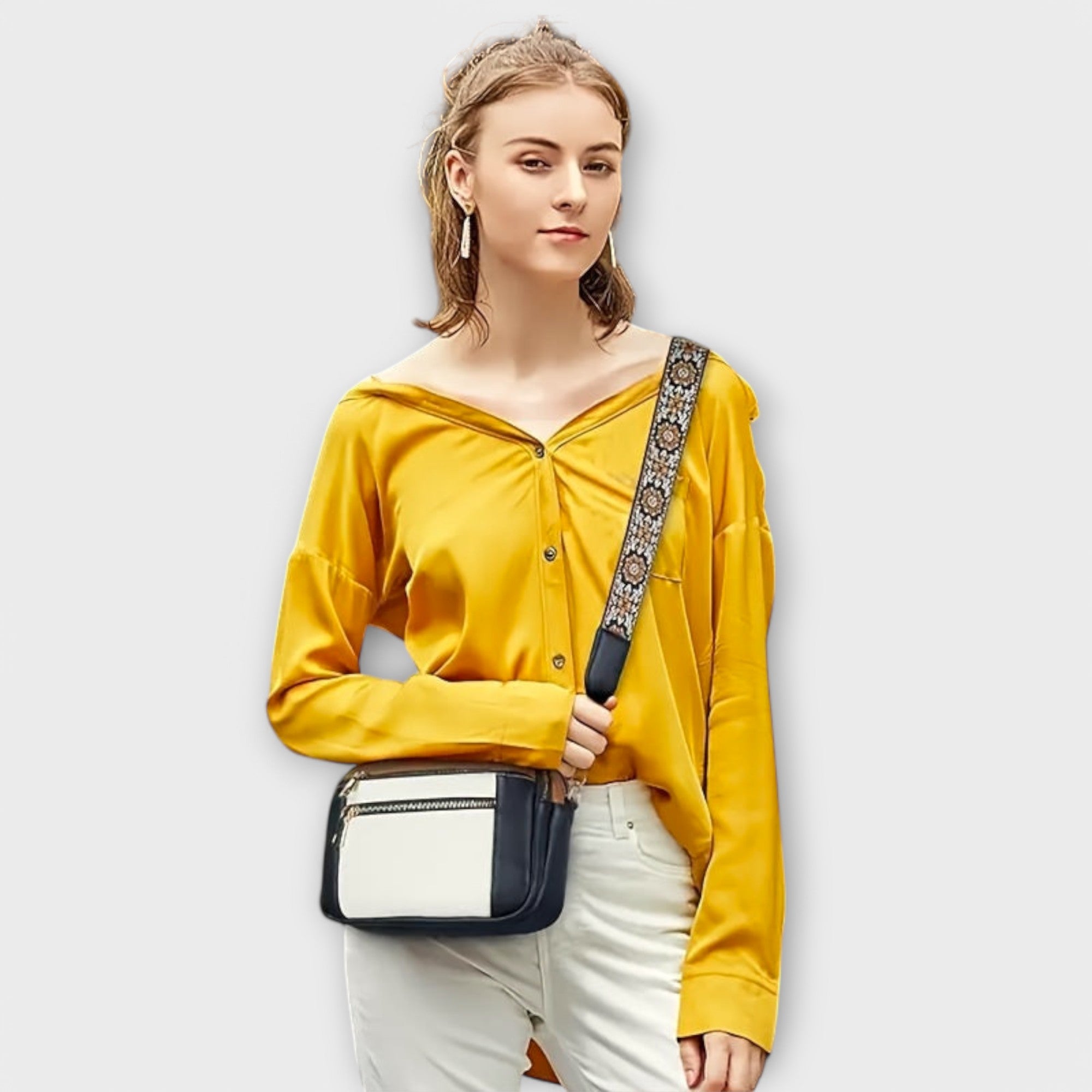 Claire - Crossbody bag made of vegan leather
