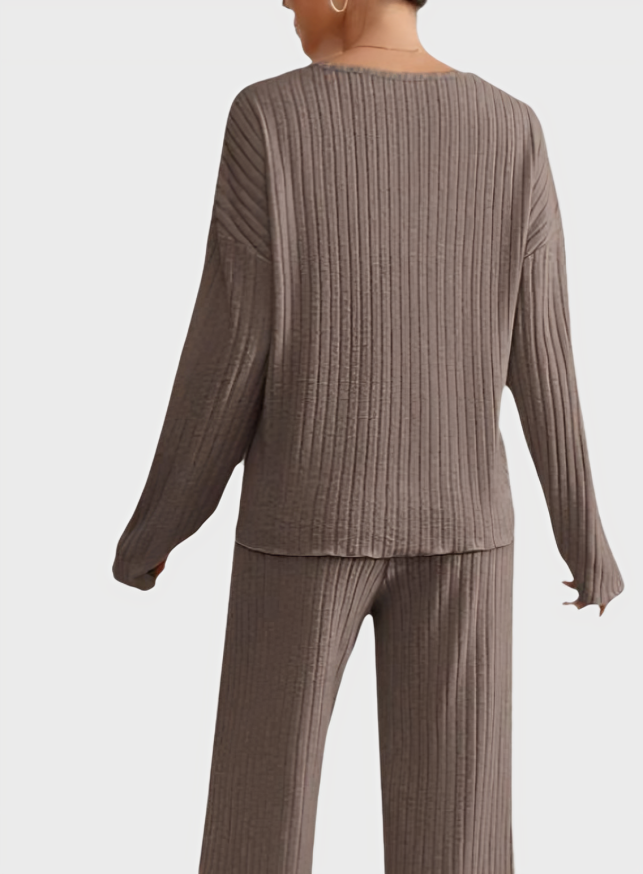 Romy Ribbed Comfort Set