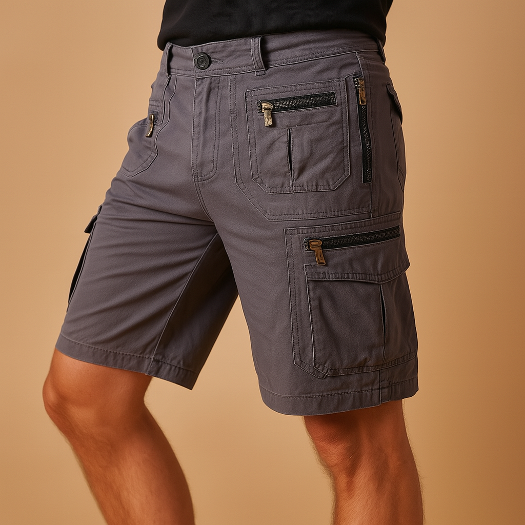 Knee-length cargo shorts with zip and flap pockets for men | Connor