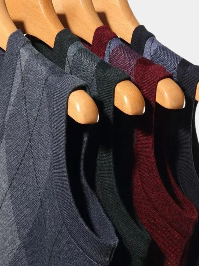 Academic Essential Knit Vest for Men