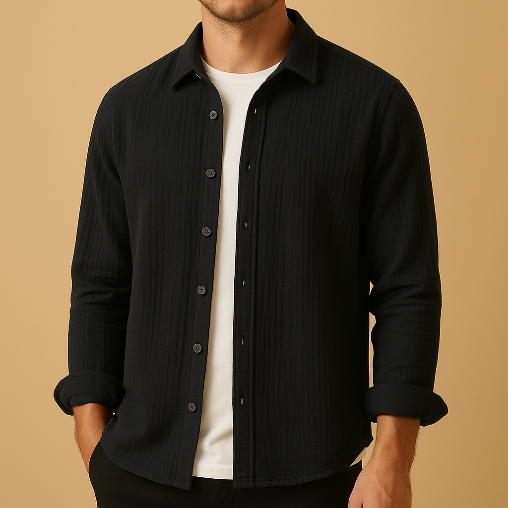 Classic long sleeve button-down shirt with slim fit for men | Oliver