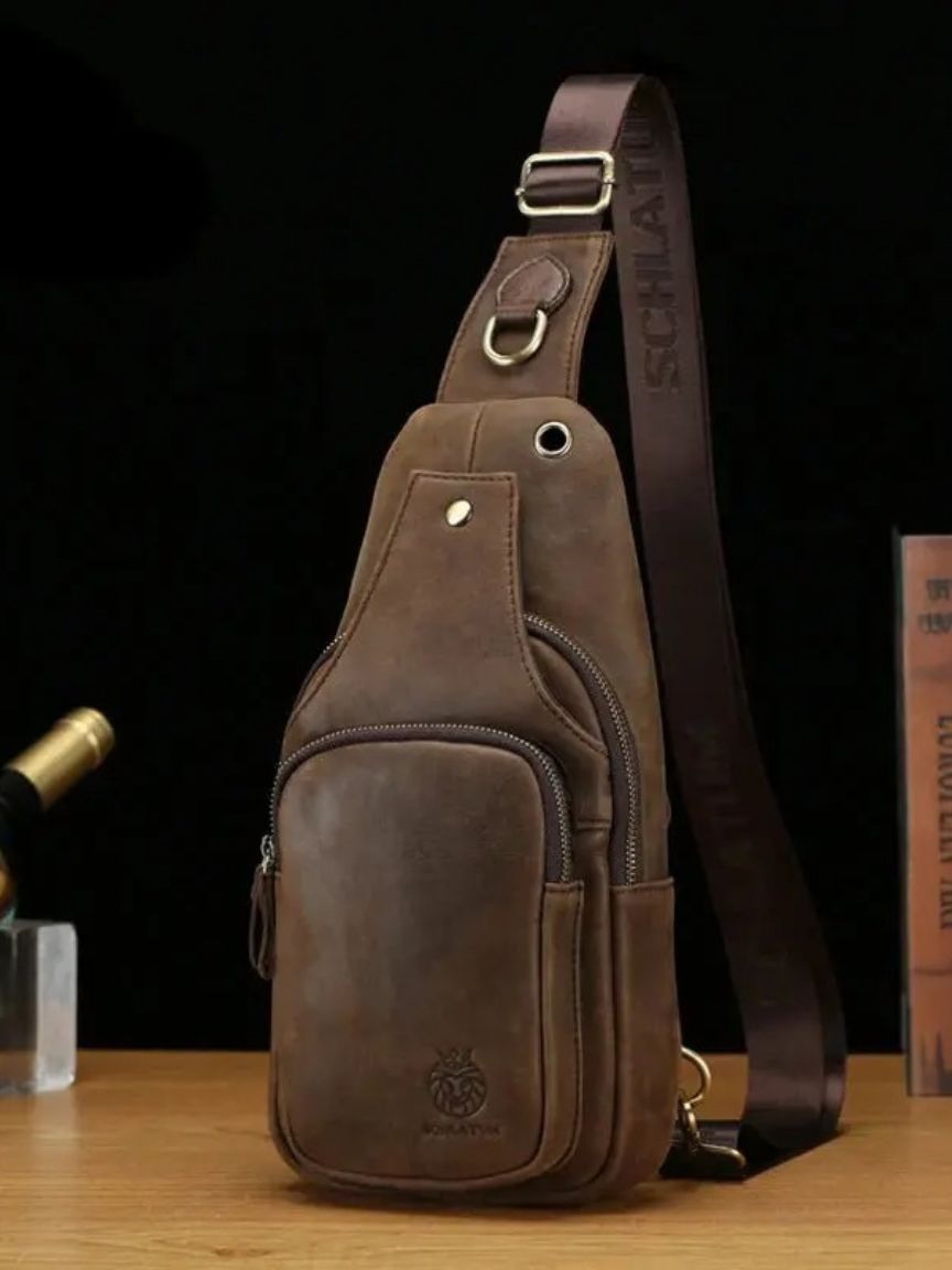 Essential Leather Shoulderbag for Men