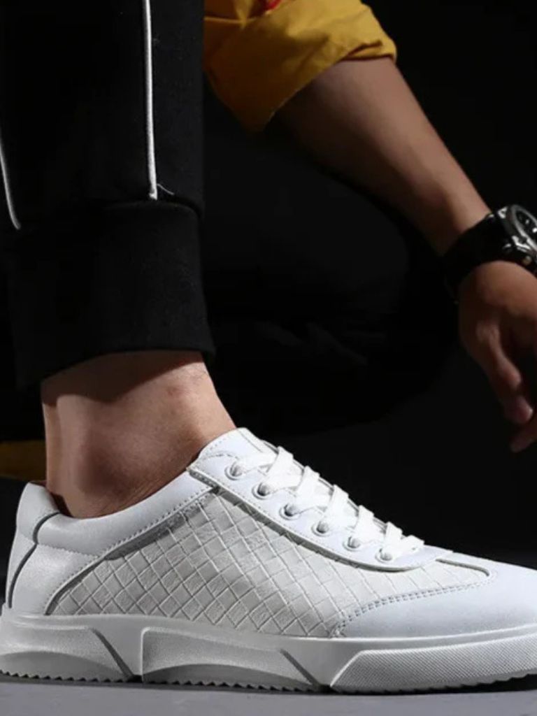 Noir Artisan Shoes for Men