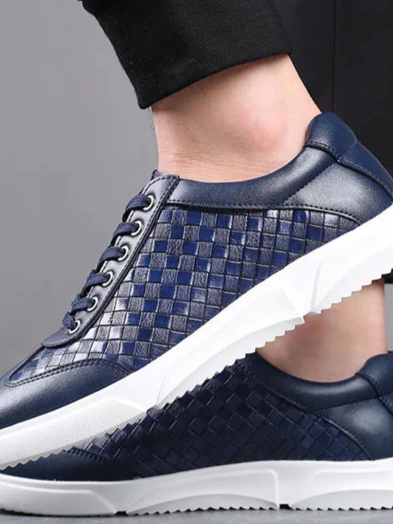 Noir Artisan Shoes for Men