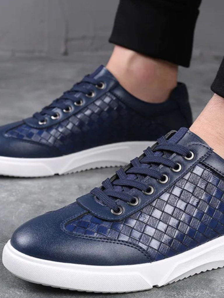 Noir Artisan Shoes for Men