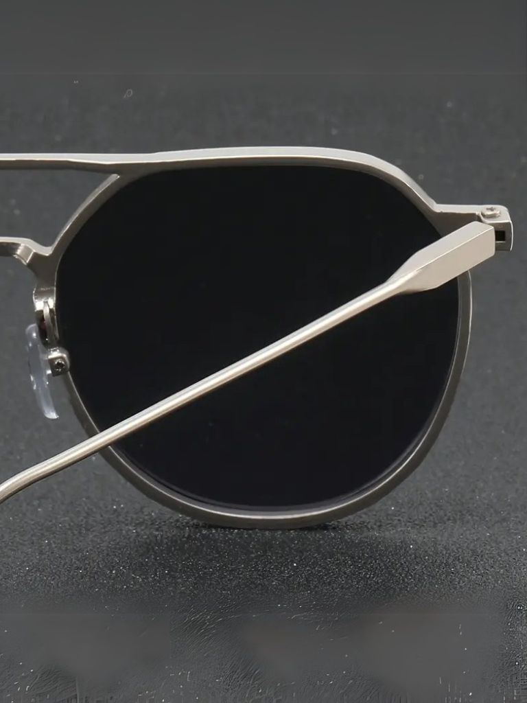 Noir Valence Sunglasses - Cross & Crown