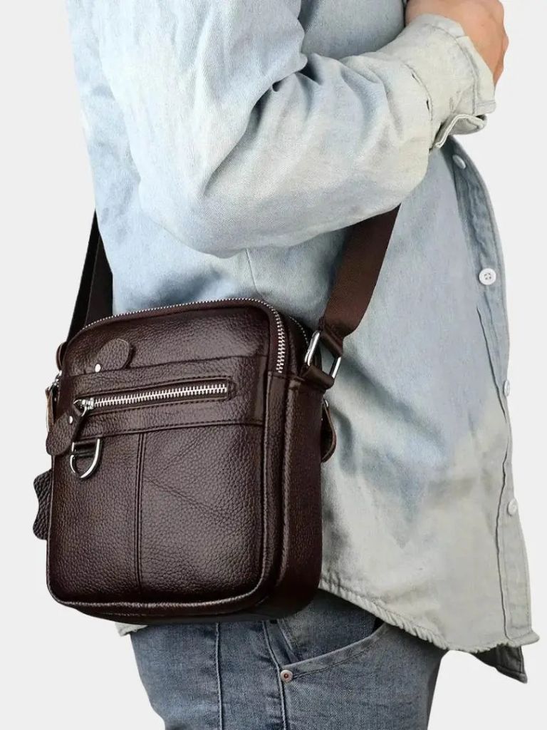 Venice Essential Shoulder Bag for Men